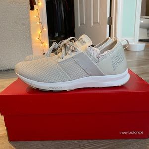 New Balance Energize Sneakers